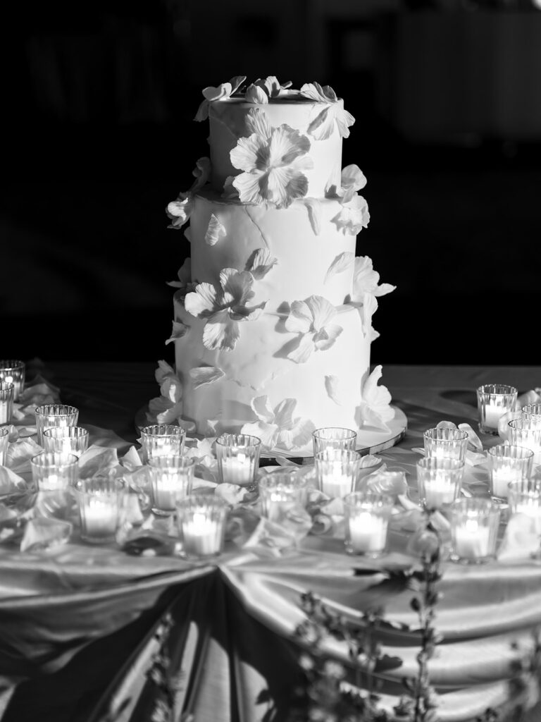 Luxury wedding cake design at Meneghetti Wine Hotel