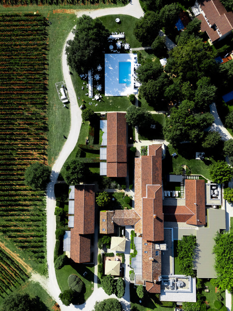 Aerial view of luxury wedding reception at Meneghetti Wine Hotel